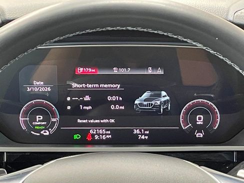 Used 2023 Audi e-tron Premium w/ Convenience Plus Package image 24