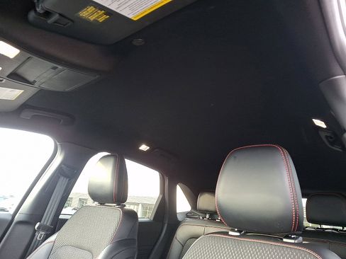 Certified 2024 Ford Escape ST-Line w/ Tech Pack #1 image 21