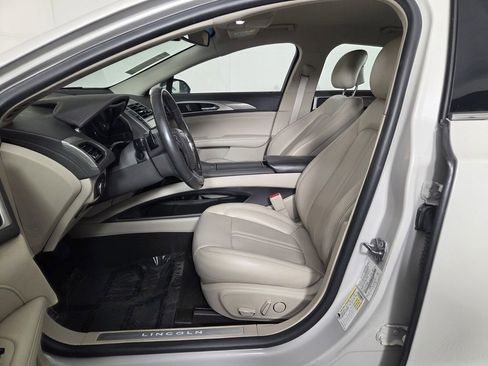 Used 2019 Lincoln MKZ Premiere FWD image 11