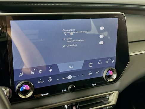 Used 2023 Lexus RX 350 Premium image 23