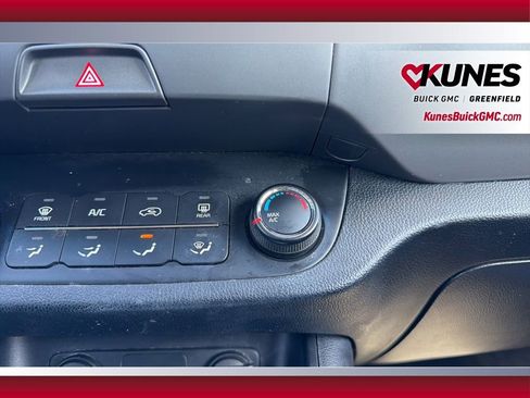 Used 2015 Kia Sportage LX image 26