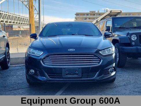 Used 2014 Ford Fusion Titanium image 3