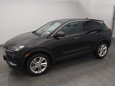 Used 2023 Buick Encore GX Preferred w/ Cold Weather Comfort Package FWD image 2