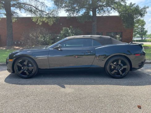 Used 2015 Chevrolet Camaro LT image 2