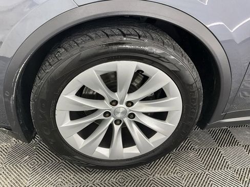 Used 2016 Tesla Model X P100D image 28