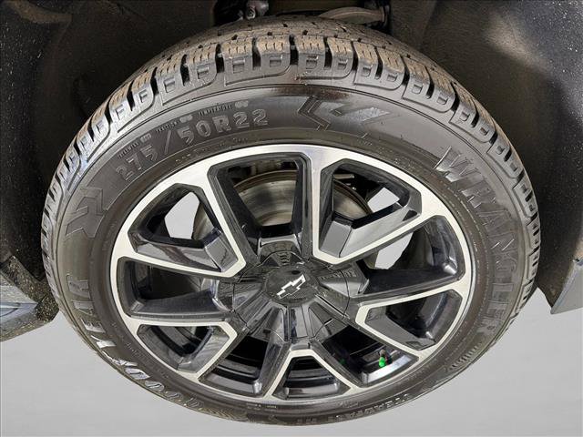Used 2022 Chevrolet Tahoe RST w/ Luxury Package RWD image 12