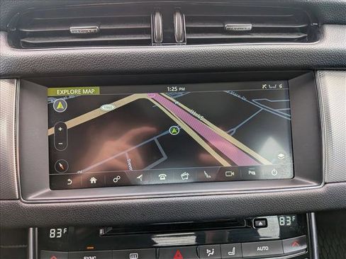 Used 2019 Jaguar XF Prestige image 13