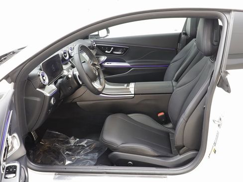 Used 2024 Mercedes-Benz CLE 450 4MATIC Coupe image 6