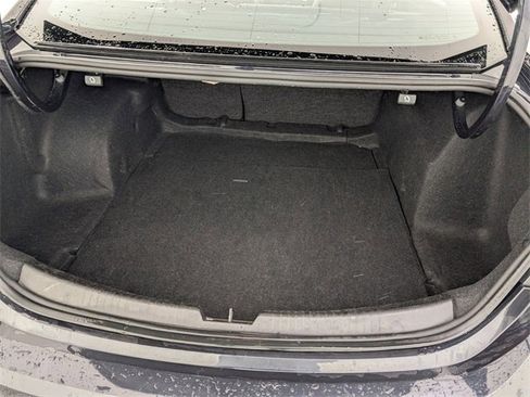 Used 2023 Chevrolet Malibu LT image 27