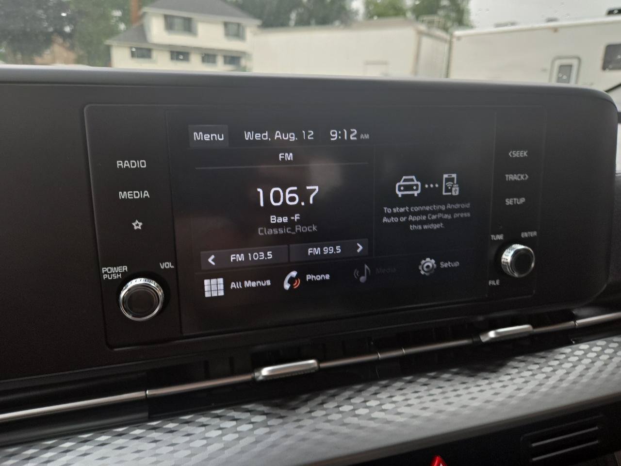 Used 2022 Kia Carnival LX FWD image 21