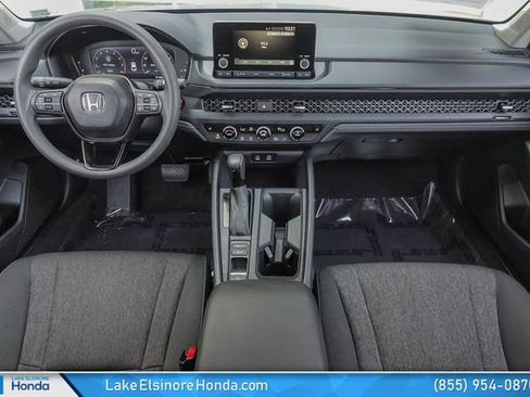 Certified 2025 Honda Accord SE image 19