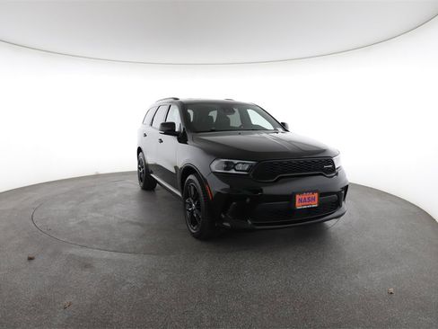 Used 2024 Dodge Durango GT image 3