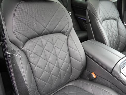 Used 2023 BMW X5 xDrive45e w/ M Sport Package image 13