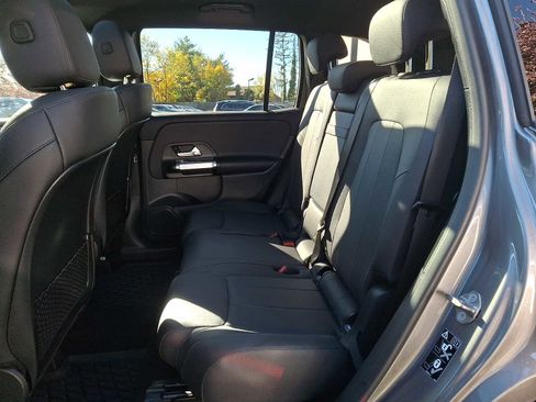 Certified 2022 Mercedes-Benz GLB 250 4MATIC image 8