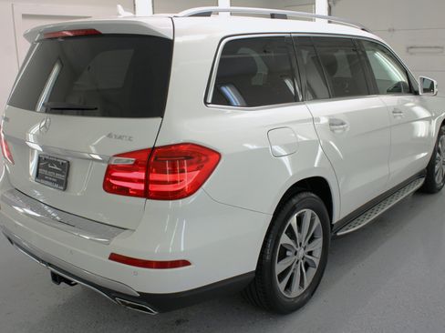 Used 2016 Mercedes-Benz GL 450 4MATIC w/ Premium I Package image 9