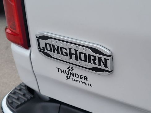 Used 2025 RAM 1500 Limited AWD/4WD image 8