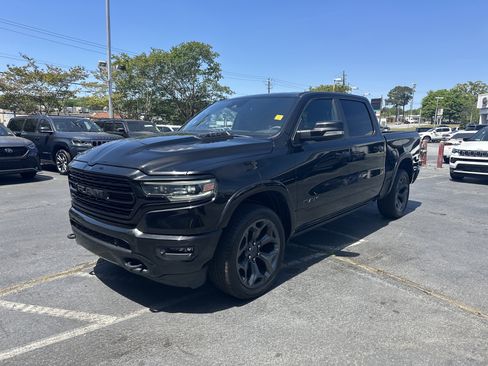 Certified 2020 RAM 1500 Limited w/ Black Appearance Package AWD/4WD image 5