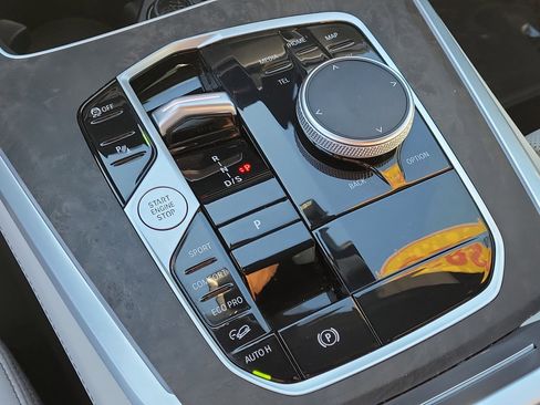 Used 2025 BMW X5 xDrive40i image 28