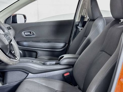 Used 2019 Honda HR-V EX image 9