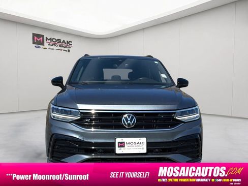 Used 2023 Volkswagen Tiguan SE R-Line AWD/4WD image 8