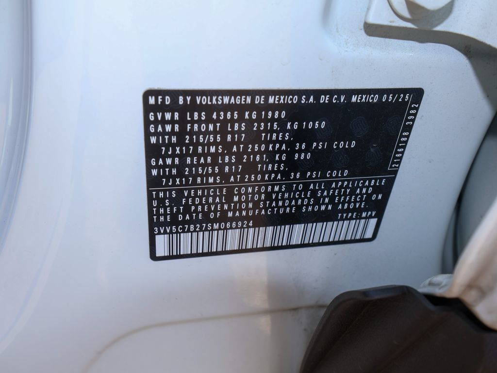 Used 2025 Volkswagen Taos S FWD image 29