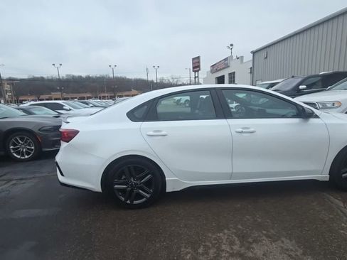 Used 2021 Kia Forte GT-Line w/ GT-Line Premium Package image 3