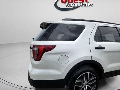 Used 2016 Ford Explorer Sport w/ Equipment Group 401A image 10