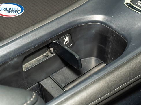 Certified 2021 Honda HR-V Sport image 30