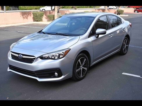 Used 2021 Subaru Impreza Premium image 3
