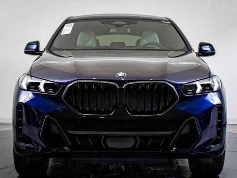 New 2026 BMW X6 xDrive40i w/ Climate Comfort Package image 2