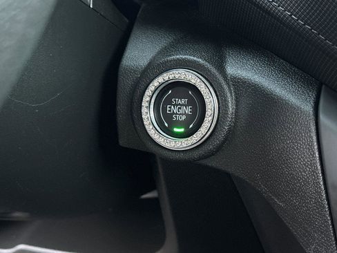 Used 2023 Chevrolet TrailBlazer LT image 23