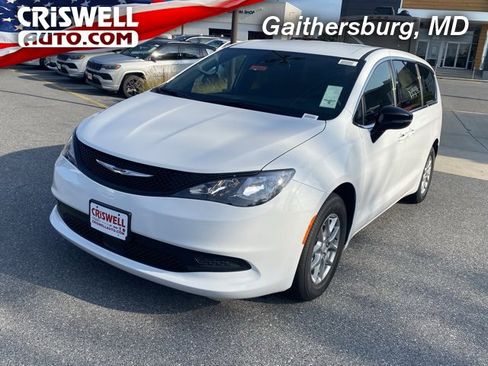 New 2026 Chrysler Voyager LX image 1