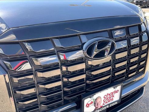 Used 2024 Hyundai Palisade SEL w/ Premium Package FWD image 28