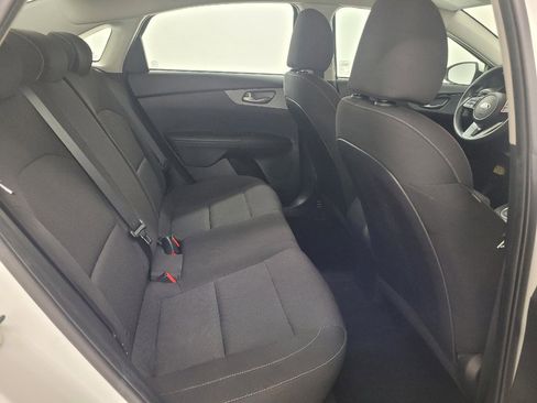 Used 2021 Kia Forte LXS FWD image 19
