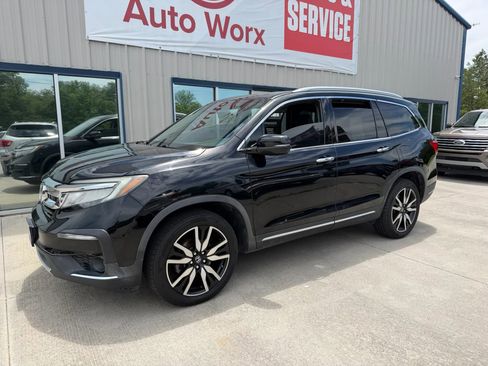 Used 2019 Honda Pilot Touring image 38