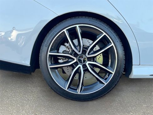 Used 2024 Mercedes-Benz CLA 35 AMG 4MATIC image 27