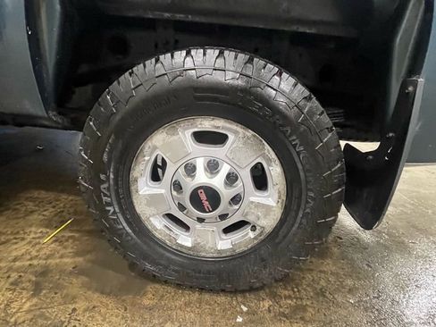 Used 2013 GMC Sierra 2500 SLE w/ Convenience Package image 43