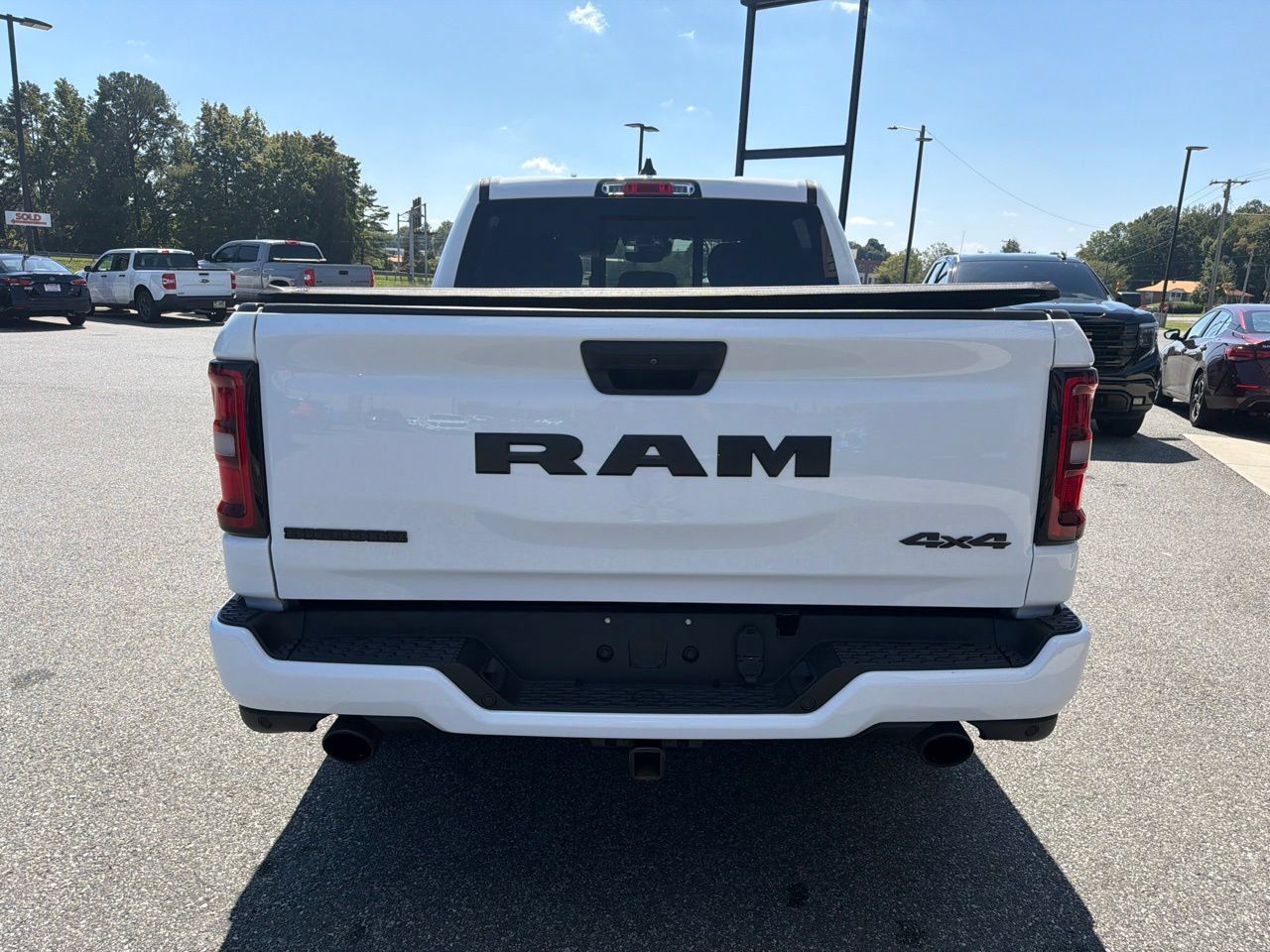 Used 2025 RAM 1500 Big Horn AWD/4WD image 8