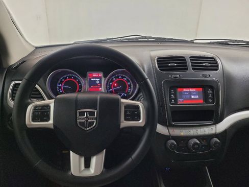 Used 2020 Dodge Journey SE w/ SE Popular Equipment Group FWD image 22