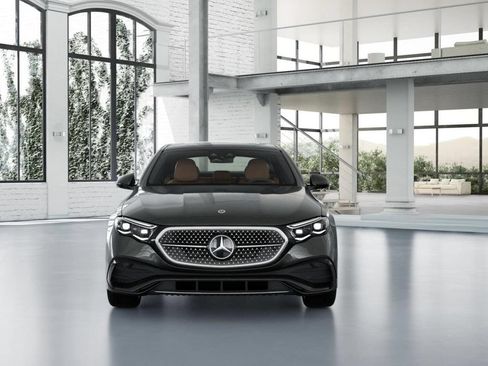 New 2026 Mercedes-Benz E 450 4MATIC Sedan image 7