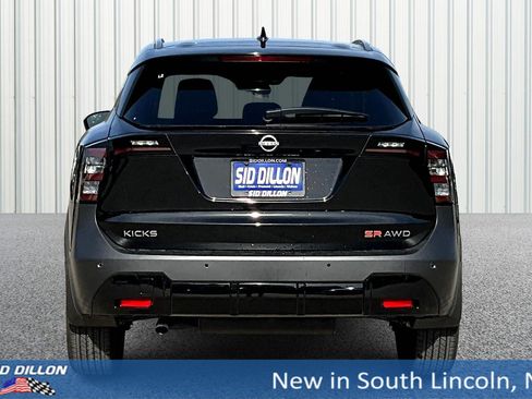 New 2025 Nissan Kicks SR image 4