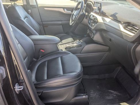 Used 2021 Ford Escape SEL w/ Technology Package FWD image 29