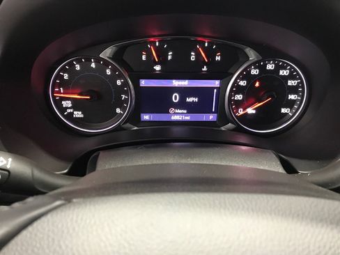 Used 2019 GMC Terrain Denali w/ GMC Pro Grade Package AWD/4WD image 2