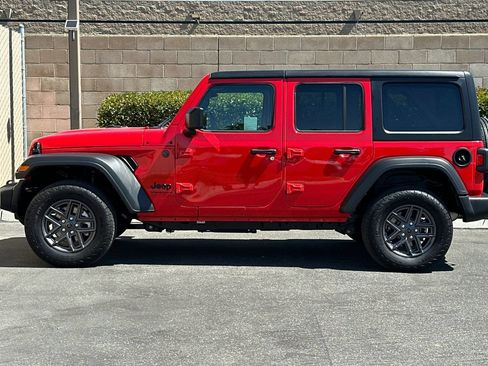 Used 2025 Jeep Wrangler Unlimited Sport AWD/4WD image 7