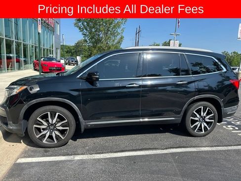 Used 2021 Honda Pilot Touring image 3
