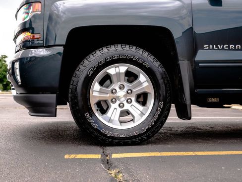 Certified 2018 Chevrolet Silverado 1500 LT w/ All Star Edition AWD/4WD image 10