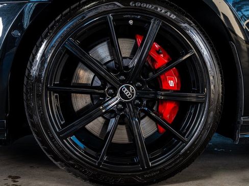 Used 2022 Audi S8 4.0T image 10