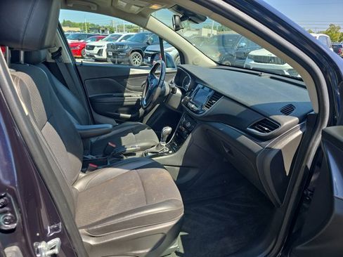 Used 2022 Buick Encore Preferred w/ Safety Package image 15