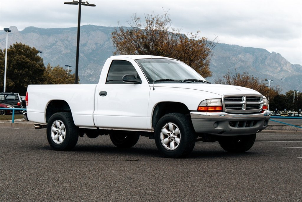 Used 2004 Dodge Dakota SLT w/ Trailer Tow Group AWD/4WD image 1