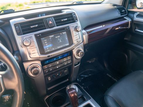 Used 2018 Toyota 4Runner Limited AWD/4WD image 13